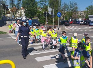 policjantka podczas zajęć