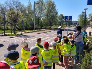 policjant podczas zajęć