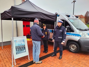 policjanci podczas działań