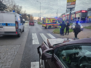 policjanci na miejscu zdarzenia