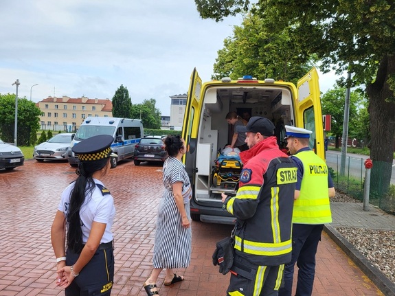 policjant podczas działań