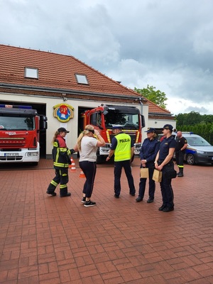policjant podczas działań
