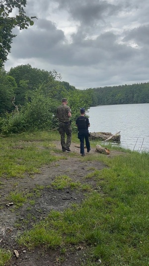 policjanci podczas wspólnej służby