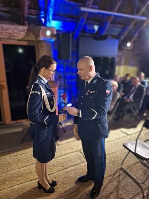policjanci podczas uroczystości