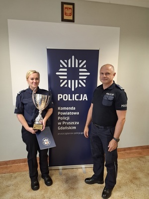 policjanci