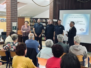 policjanci podczas debaty