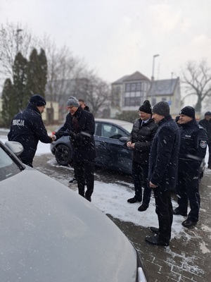 policjanci podczas uroczystości