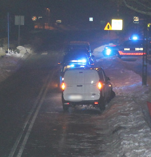 radiowóz policyjny na miejscu zdarzenia