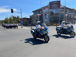 policjanci podczas zabezpieczenia obchodów Konstytucji 3 Maja