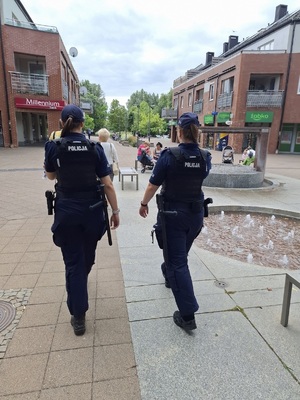 policjantki podczas służby