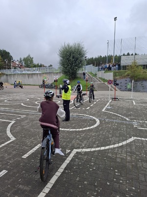 policjanci podczas spotkania